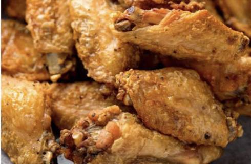 A4. Fried Chicken Wing 風味雞翅